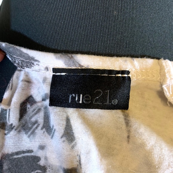 Rue21 Rock and Roll Shirt - Picture 6 of 6